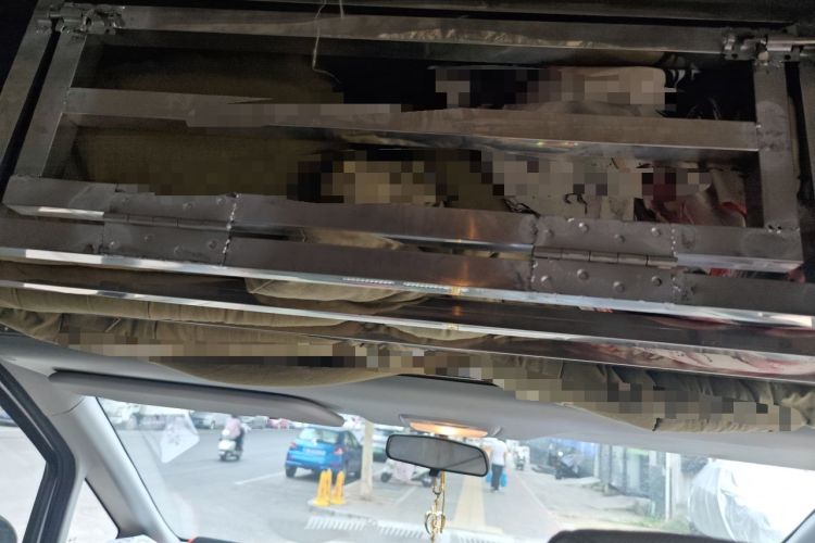Used SAIC MAXUS Dana V1 2025 V1+ Long Wheelbase High-Roof Multi-Function Version (62 kWh) Headliner
