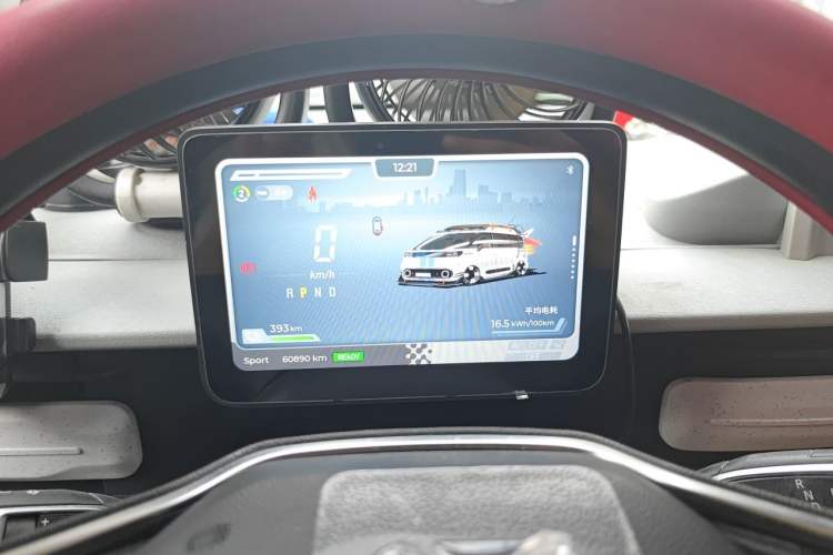 Used SAIC MAXUS Dana V1 2025 V1+ Long Wheelbase Low-Roof Multi-Function Version (62 kWh) Instrument Cluster