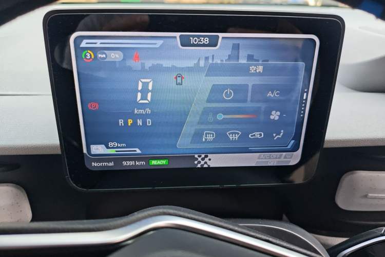 Used SAIC MAXUS Dana V1 2025 Low-Roof Multi-Function Version 50 kWh Instrument Cluster