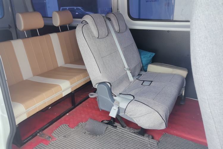 Used SAIC MAXUS Dana V1 2025 V1+ Long Wheelbase Low-Roof Multi-Function Version (62 kWh) Interior 4