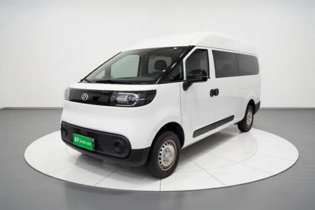 Ojetý SAIC MAXUS Dana V1 2025 V1+ Long Wheelbase High-Roof Multi-Function Version (64 kWh)