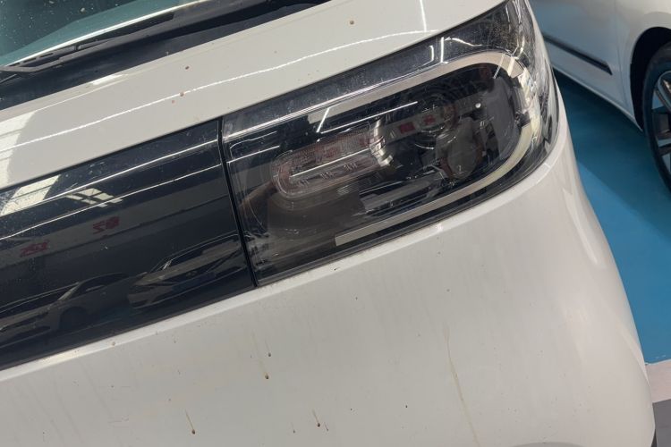 Used SAIC MAXUS Dana V1 2025 V1+ Long Wheelbase High-Roof Multi-Function Version (62 kWh) Left Front Headlight