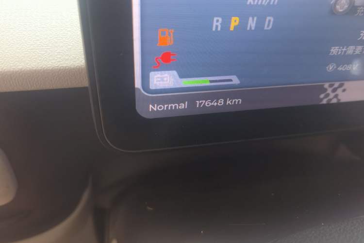 Used SAIC MAXUS Dana V1 2025 V1+ Long Wheelbase High-Roof Multi-Function Version (64 kWh) Odometer Close Up