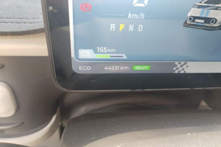 Used SAIC MAXUS Dana V1 2025 V1 Short Wheelbase Low-Roof Multi-Function Version (42 kWh) Odometer Close Up