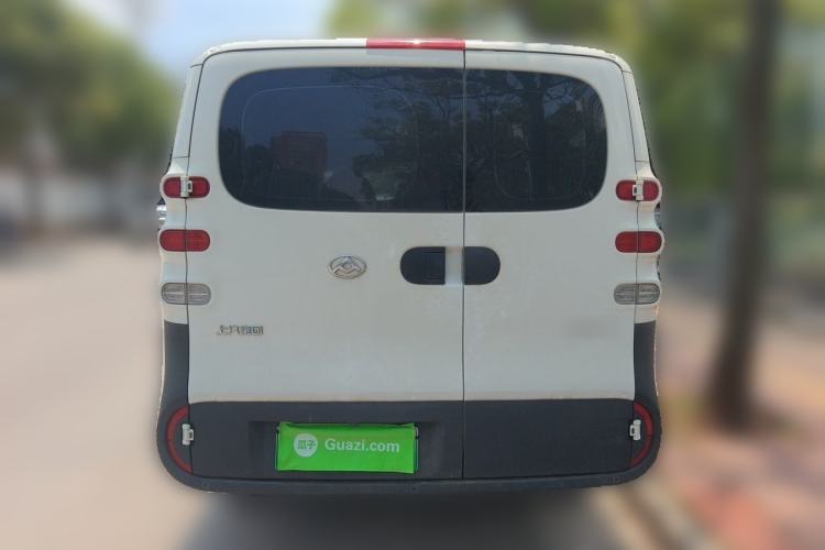 Used SAIC MAXUS Dana V1 2026 Model V1 Low-Roof Multi-Function Version (42 kWh) Rear