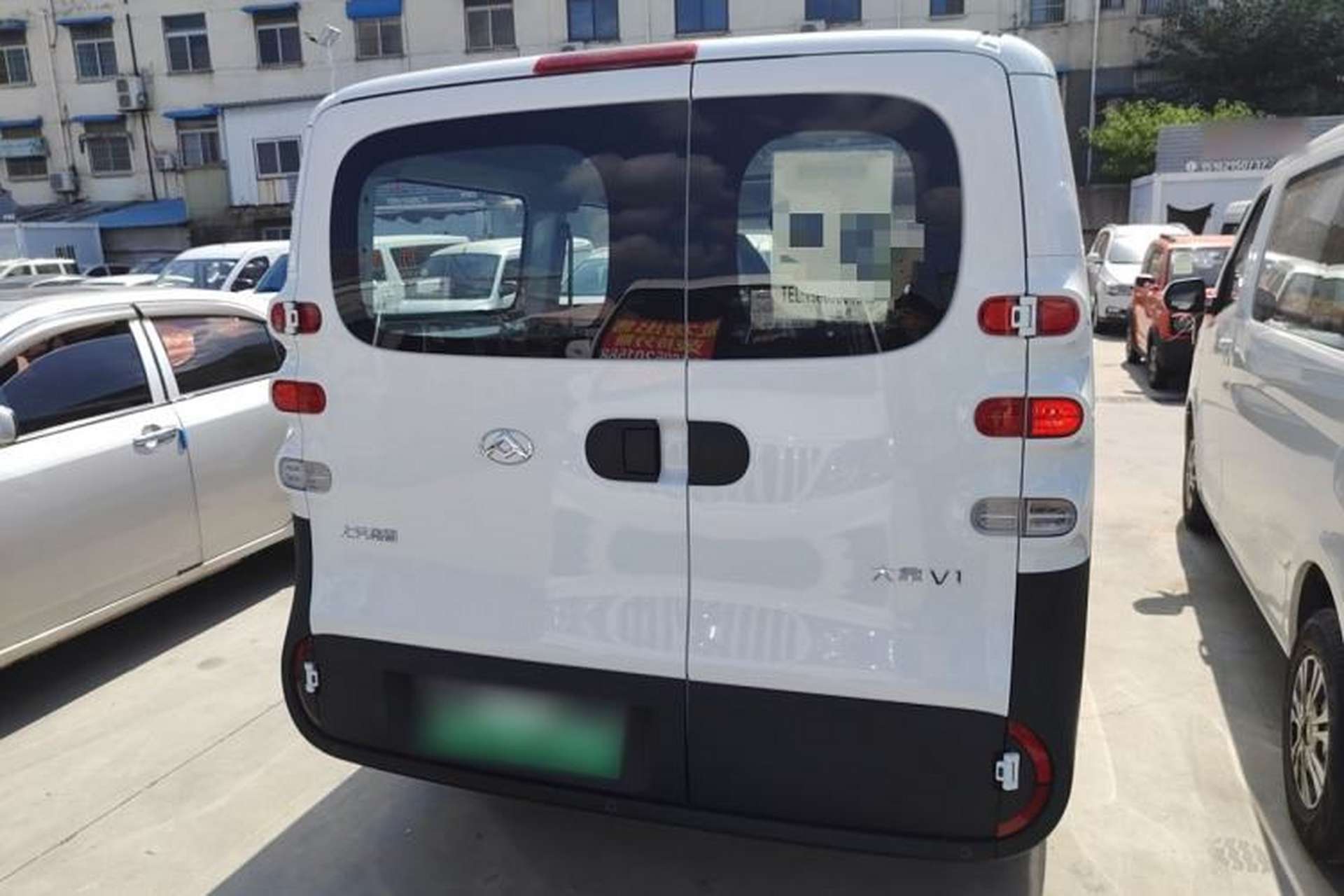 Used SAIC MAXUS Dana V1 2025 V1 Short Wheelbase Low-Roof Multi-Function Version (42 kWh) Rear