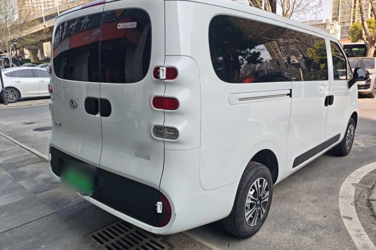 Used SAIC MAXUS Dana V1 2025 Low-Roof Multi-Function Version 50 kWh Rear Right 45 Deg