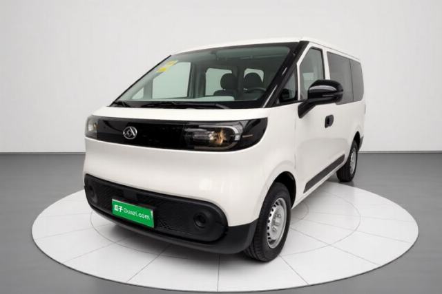 Used SAIC MAXUS Dana V1 2025 Low-Roof Multi-Function Version 42 kWh