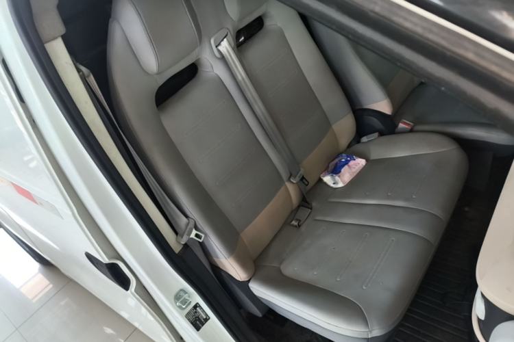 Used SAIC MAXUS Dana V1 2025 V1 Long Wheelbase Low-Roof Cargo Version (51 kWh) Right Front Seat