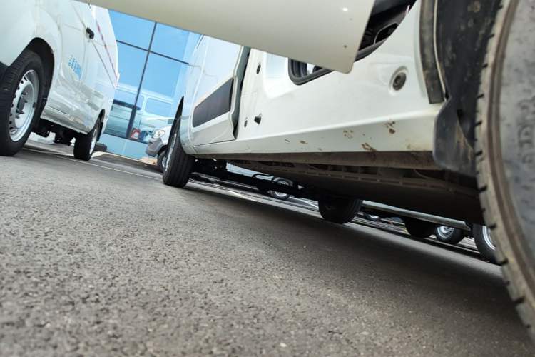 Used SAIC MAXUS Dana V1 2025 V1+ Long Wheelbase High-Roof Multi-Function Version (62 kWh) Right Side Sill