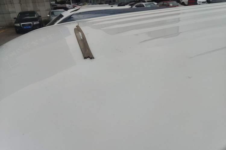Used SAIC MAXUS Dana V1 2024 V1 Short Wheelbase Low-Roof Multi-Function Version (51 kWh) Roof