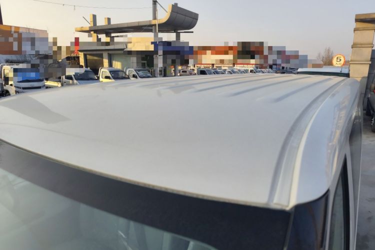 Used SAIC MAXUS Dana V1 2025 V1+ Long Wheelbase Low-Roof Multi-Function Version (62 kWh) Roof