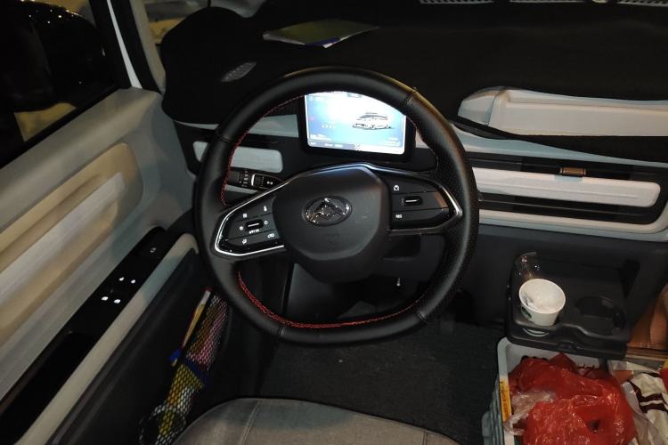 Used SAIC MAXUS Dana V1 2025 Low-Roof Multi-Function Version 42 kWh Steering Wheel