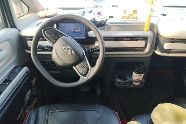 Used SAIC MAXUS Dana V1 2024 V1 Short Wheelbase Low-Roof Multi-Function Version (51 kWh) Steering Wheel