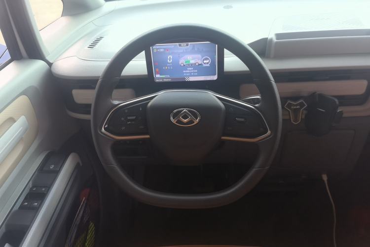 Used SAIC MAXUS Dana V1 2025 V1+ Long Wheelbase High-Roof Multi-Function Version (64 kWh) Steering Wheel