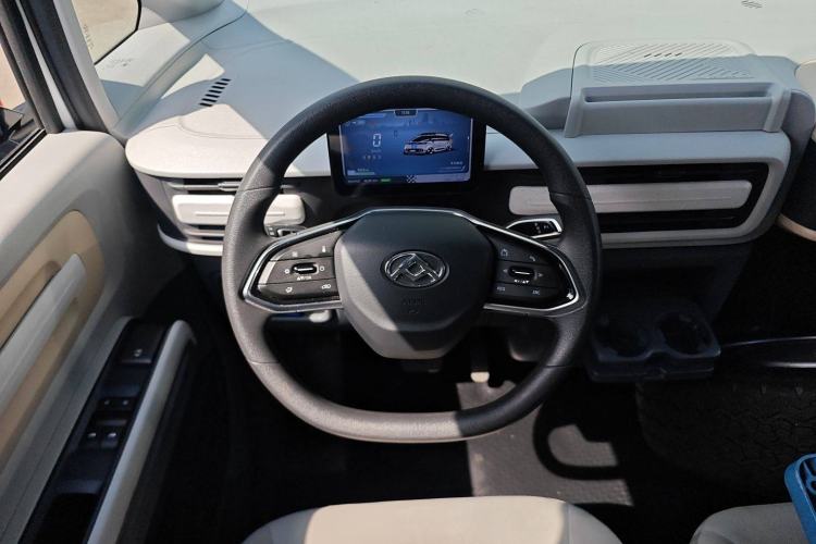 Used SAIC MAXUS Dana V1 2024 V1 Short Wheelbase Low-Roof Multi-Function Version (51 kWh) Steering Wheel