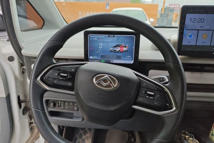 Used SAIC MAXUS Dana V1 2024 V1 Short Wheelbase Low-Roof Multi-Function Version (51 kWh) Steering Wheel