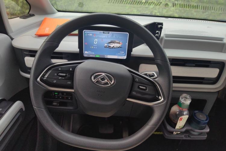 Used SAIC MAXUS Dana V1 2025 V1 Short Wheelbase Low-Roof Multi-Function Version (42 kWh) Steering Wheel