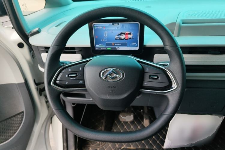 Used SAIC MAXUS Dana V1 2025 V1+ Long Wheelbase High-Roof Multi-Function Version (62 kWh) Steering Wheel