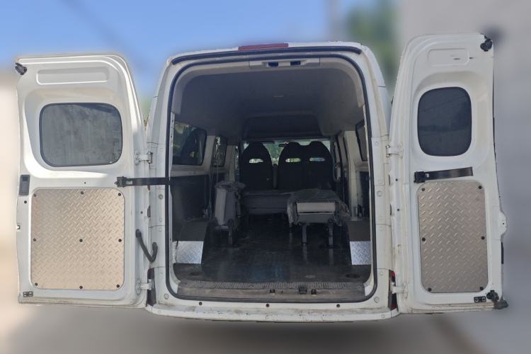 Used SAIC MAXUS Dana V1 2025 V1+ Long Wheelbase High-Roof Multi-Function Version (64 kWh) Trunk