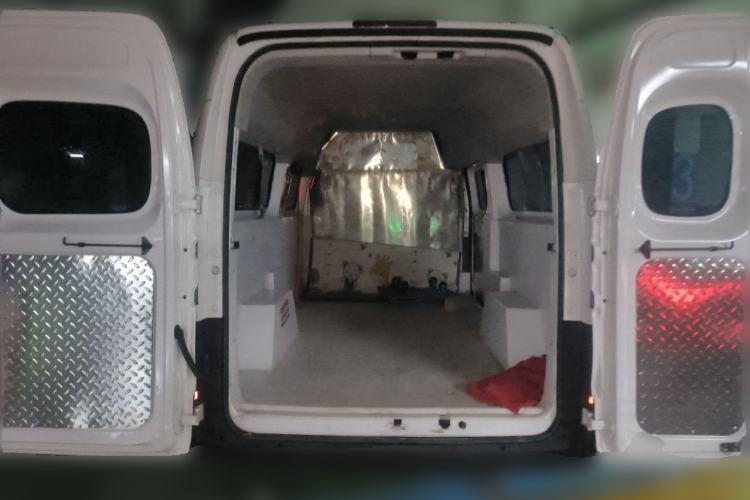 Used SAIC MAXUS Dana V1 2025 V1+ Long Wheelbase High-Roof Multi-Function Version (62 kWh) Trunk