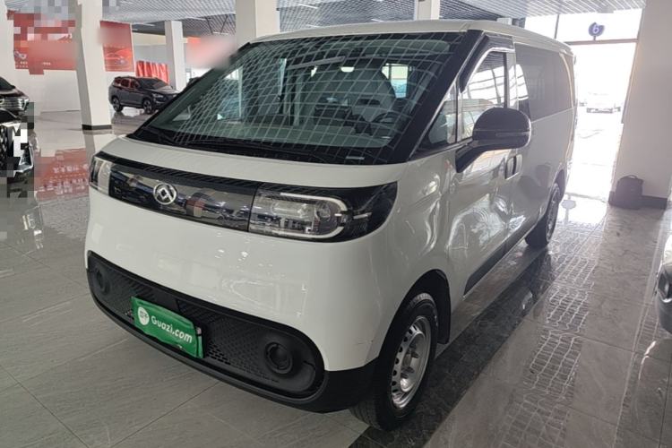 SAIC MAXUS Dana V1 2026 Model V1 Low-Roof Multi-Function Version (50 kWh)