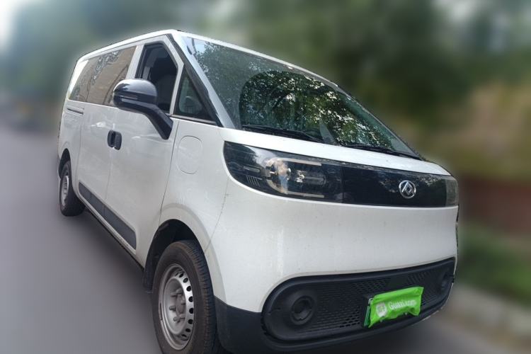 Used SAIC MAXUS Dana V1 2026 Model V1 Low-Roof Multi-Function Version (50 kWh) Front Right 45 Deg