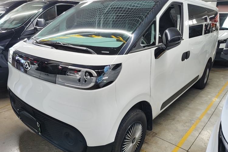SAIC MAXUS Dana V1 2026 Model V1 Low-Roof Multi-Function Version (50 kWh)