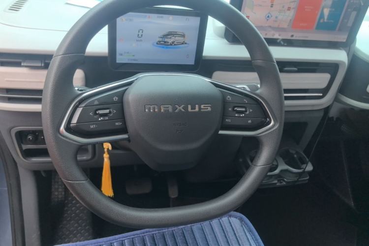 Used SAIC MAXUS Datang M1 2025 Model Low-Roof Non-Operational Version (62 kWh) Interior 3