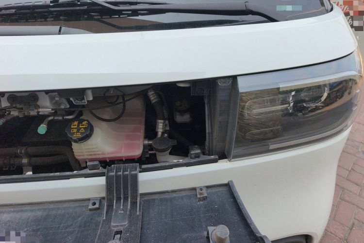Used SAIC MAXUS Datang V1L  Engine Bay Left