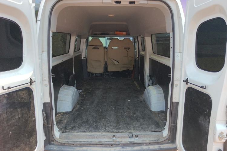 Used SAIC MAXUS Datang V1L  Trunk