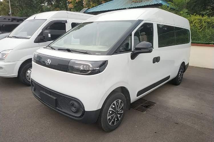 SAIC MAXUS Datang V1L 2025 Model, High-Roof Multi-Function Version, 50 kWh