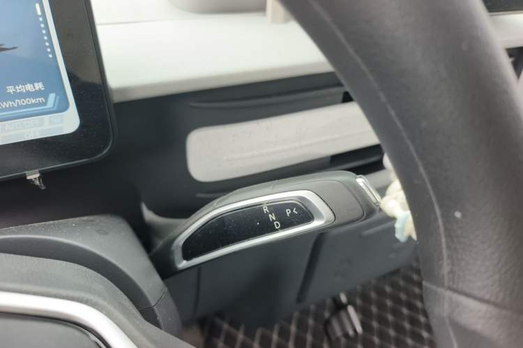 Used SAIC MAXUS Datang V1L 2026 Model Low-Roof Multi-Purpose Version Ningde Tianxing 83 kWh Gear Lever