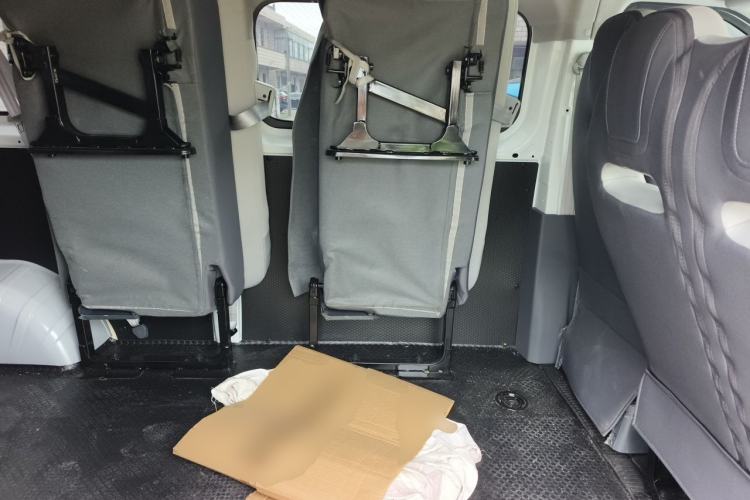 Used SAIC MAXUS Datang V1L 2026 Model Low-Roof Multi-Purpose Version Ningde Tianxing 83 kWh Left Rear Seat