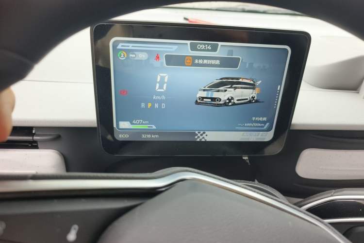 Used SAIC MAXUS Datang V1L 2026 Model Low-Roof Multi-Purpose Version Ningde Tianxing 83 kWh Odometer Close Up