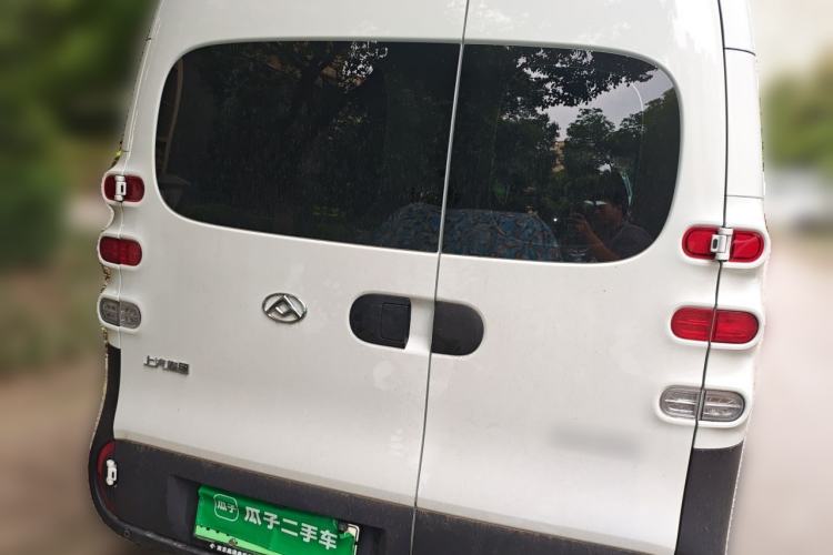 Used SAIC MAXUS Datang V1L 2026 Model High-Roof Multi-Purpose Version 62 kWh Rear