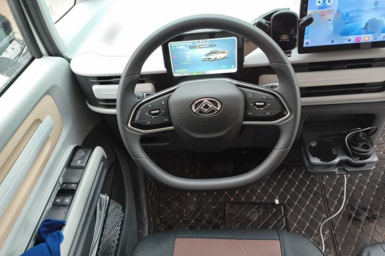 Used SAIC MAXUS Datang V1L 2026 Model Range-Extended Multi-Purpose Version Long Wheelbase High Roof Standard 7-Seater Steering Wheel