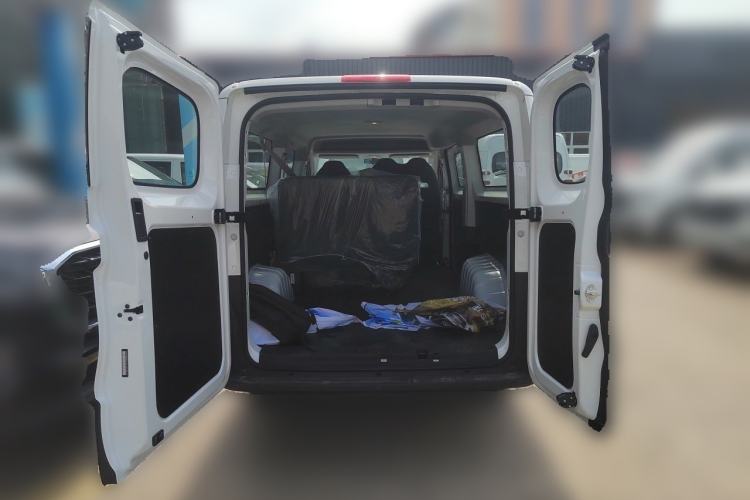 Used SAIC MAXUS Datang V1L 2026 Model Range-Extended Multi-Purpose Version Long Wheelbase Low Roof Standard 7-Seater Trunk