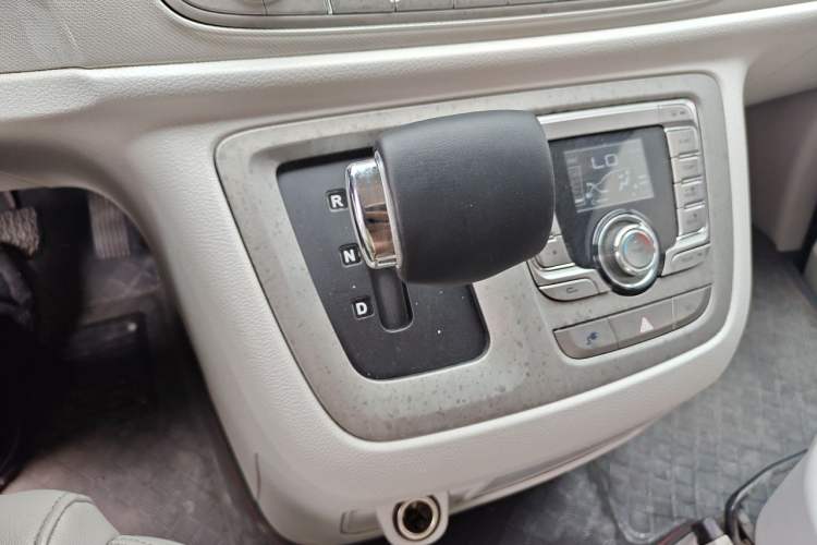 Used SAIC MAXUS EG10 2019 Pure Electric Elite Edition Gear Lever