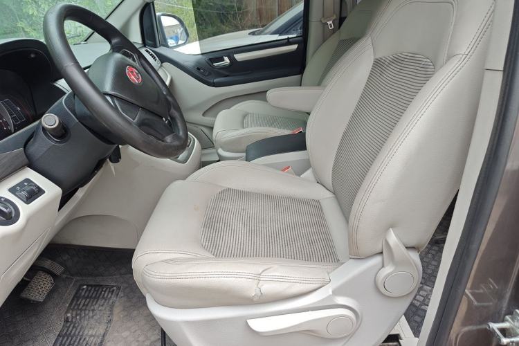 Used SAIC MAXUS EG10 2019 Pure Electric Elite Edition Left Front Seat
