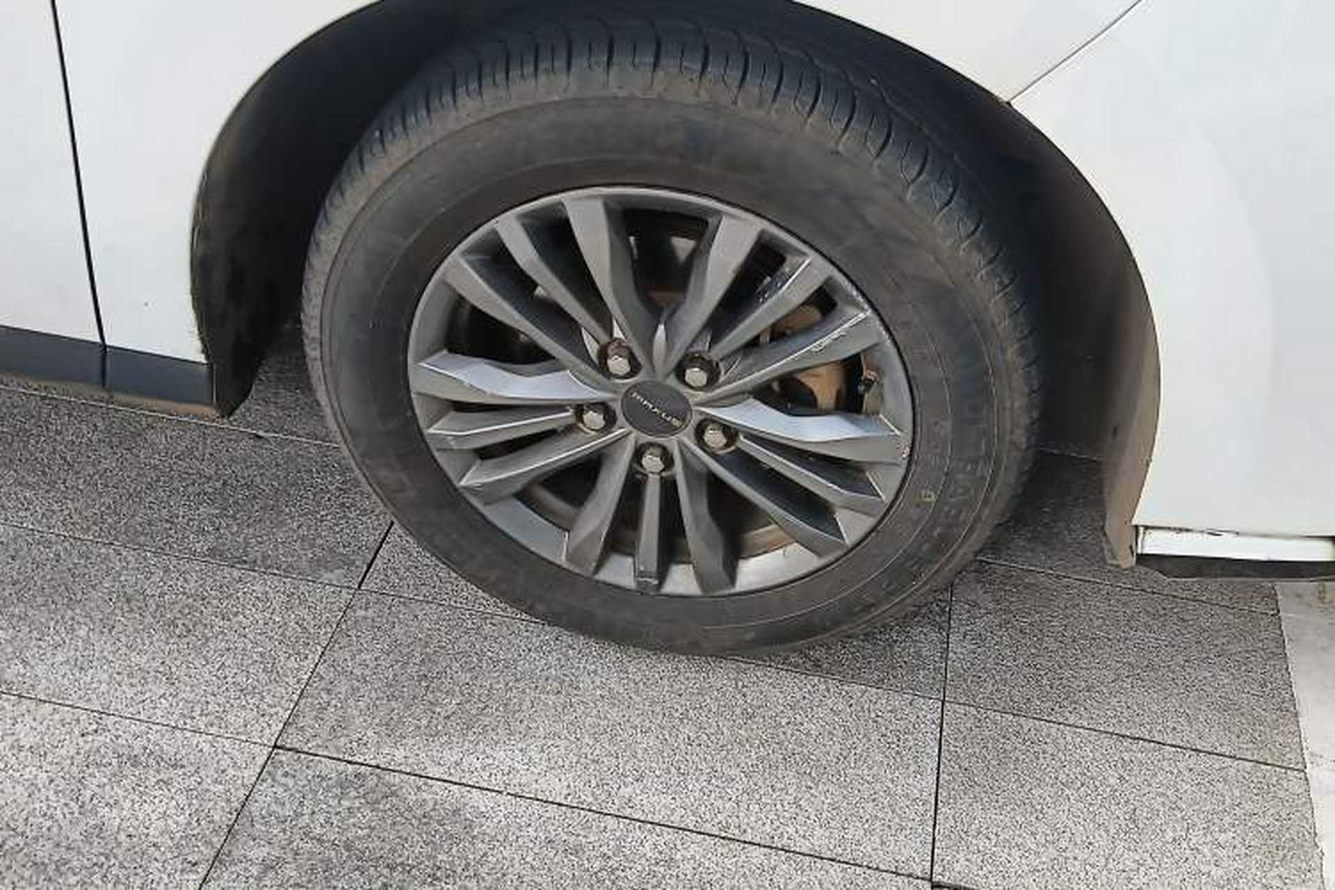 Used SAIC MAXUS EUNIQ 5 2020 1.3T PLUG-IN Elite Edition Right Front Wheel Hub