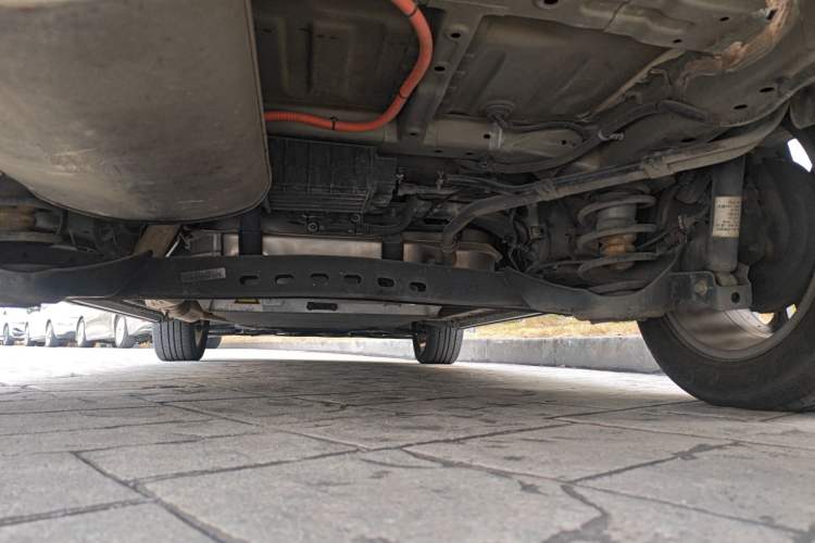 Used SAIC MAXUS EUNIQ 5 2020 1.3T PLUG-IN Luxury Edition Chassis Rear
