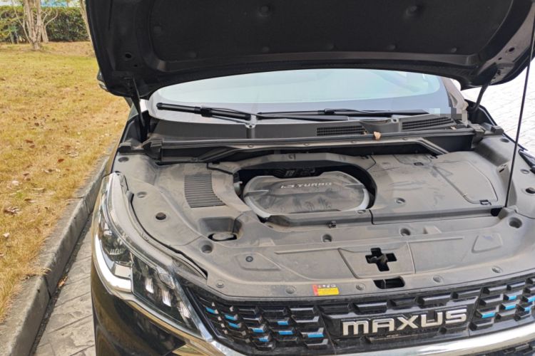 Used SAIC MAXUS EUNIQ 5 2020 1.3T PLUG-IN Luxury Edition Engine Bay Right