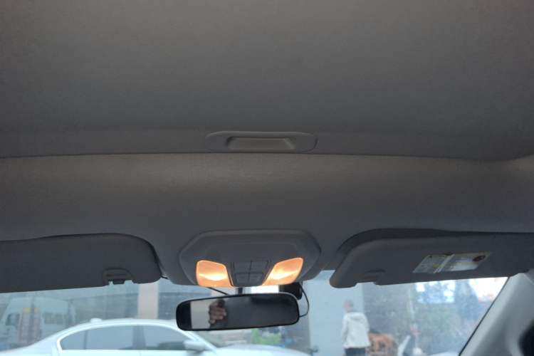 Used SAIC MAXUS EUNIQ 5 2020 1.3T PLUG-IN Elite Edition Headliner