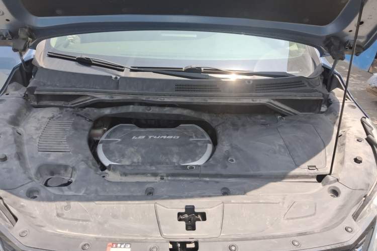 Used SAIC MAXUS EUNIQ 5 2020 1.3T PLUG-IN Elite Edition Engine Bay