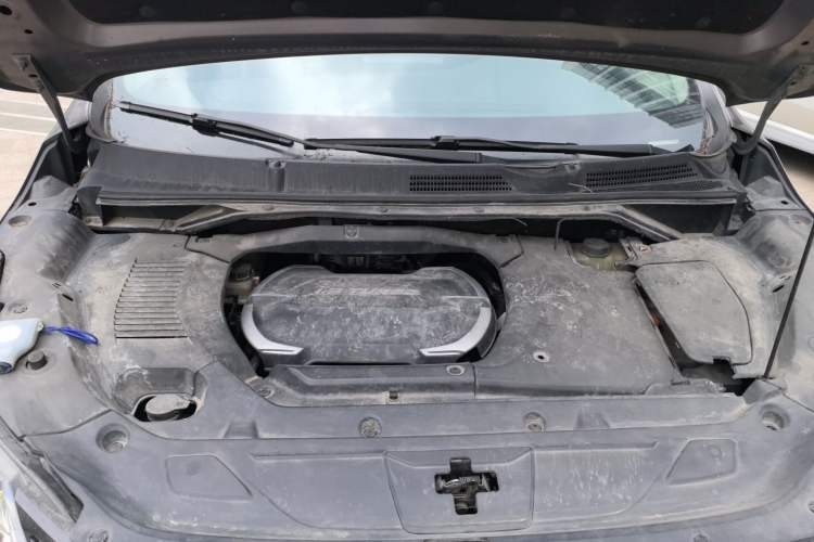 Used SAIC MAXUS EUNIQ 5 2020 1.3T PLUG-IN Elite Edition Engine Bay