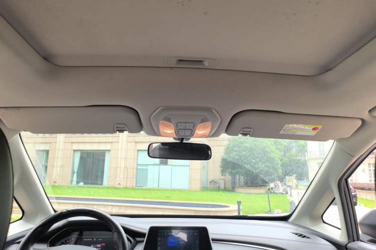 Used SAIC MAXUS EUNIQ 5 2020 1.3T PLUG-IN Elite Edition Headliner