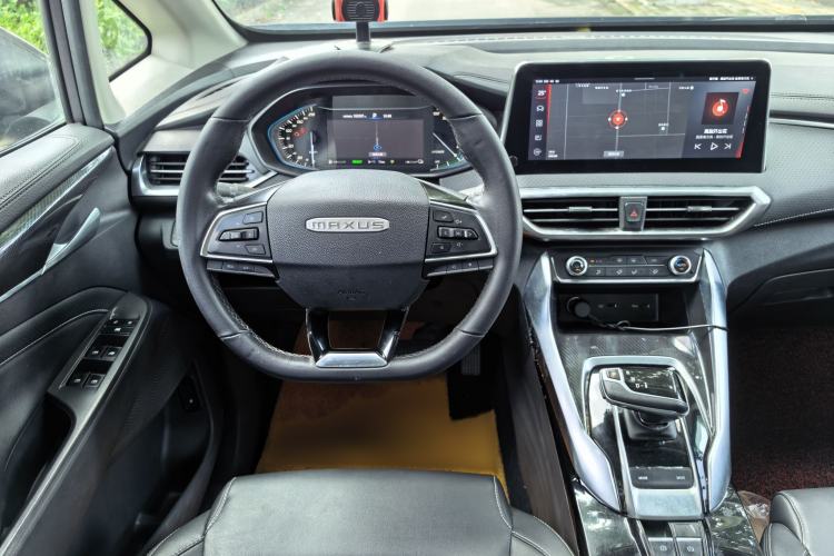 Used SAIC MAXUS EUNIQ 5 2020 1.3T PLUG-IN Luxury Edition Interior 4