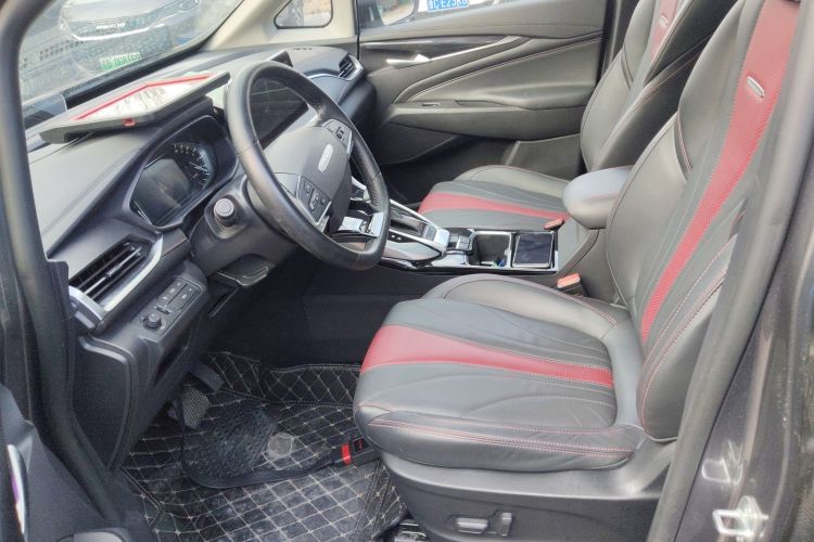 Used SAIC MAXUS EUNIQ 5 2020 Flagship Version with Large Battery 7 Seats Left Front Seat
