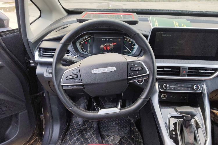 Used SAIC MAXUS EUNIQ 5 2020 Flagship Version with Large Battery 7 Seats Steering Wheel